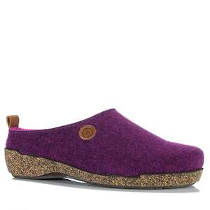 Slippers: Wanda Panda Anna Slip Purple