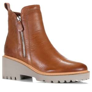 Womens Boots: EOS Parson Brandy