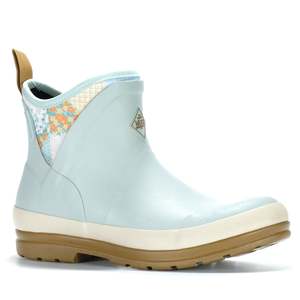 Muck Boots Originals Pull On Ankle Boot Blue/Quilted Floral