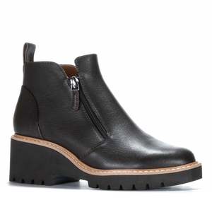 Womens Boots: Hush Puppies Whitney