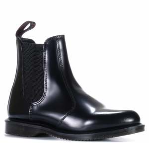Womens Boots: Dr Martens Flora Chelsea Smooth
