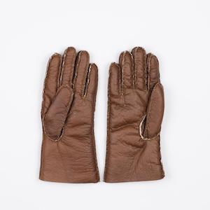 Hats Gloves And Scarves: Lambskin gloves made in Geraldine, New Zealand