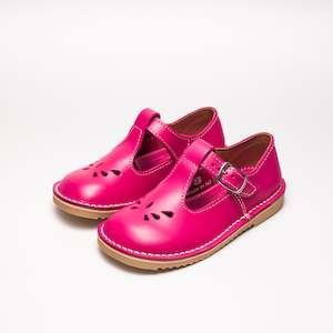 Feet: T-bar kids sandal by McKinlays of Dunedin, Aotearoa