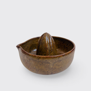 200 And Under: Juicer by Kirsten Dryburgh made in Auckland, New Zealand