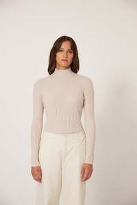 Heart Turtle Neck - Ivory