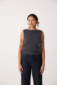 Merino Star Vest - Shadow Grey