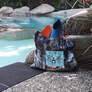 Contain Carry: Eco-friendly Tote Bag for Grandmothers