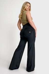 Flares: WRUP DIWO Boss Wear - High Waisted - Wide Leg - Black