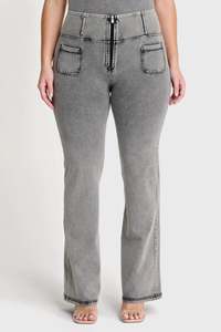 WRUP Denim with Front Pockets - High Waisted - Flare - Grey