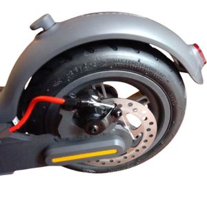 Tyres And Tubes: Xiaomi 365 PRO solid or air tyre pre mounted on the rear wheel.