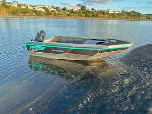 Products: 3.5m Hydrolab Marine Pontoon Style Monohull