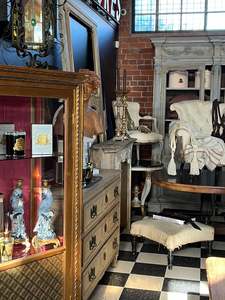 New Shipment: Shop Gorgeousness ~ 1