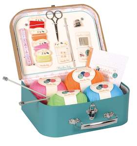 Pretend Play Storytelling Toys: Moulin Roty | Sewing & Knitting Kit in Illustrated Carry Case | Age: 6+