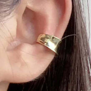 Earrings: Gold Plain Concave Earring Cuff "Fiona"