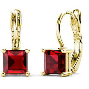 Lever Back: 18K Yellow Gold Crystal Earrings "Tipene" (Red)