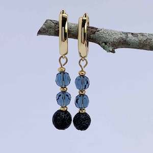 18K Gold Dangle Denim Blue Earrings "Blumine"