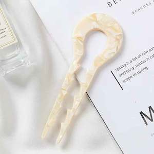 White: Hair Fork with Ridges "Pauline" (White)