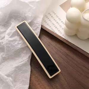 Black: Rectangular Barrette "Nicolette" (Black)
