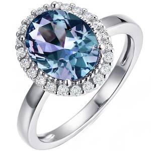 18K White Gold Alexandrite Ring with large stone "Diana"
