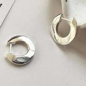 Silver Huggie Earrings "Nisha"