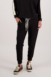 Briarwood: Briarwood – Claudia Pants