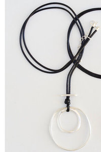 NECKLACE – 19-125S Double Hoop and Disc Pendant Silver