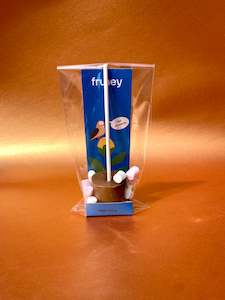 caramel chocolate: Stirrer Milk choc