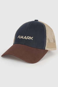 Caps: Sleek Trucker  Cap Navy/Beige