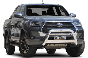 Toyota Hilux ECB Low Loop Nudge Black Fully Equipped