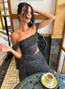 Sets: LIONESS - LEGACY SET