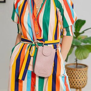 Hello Friday: Hello Friday Lexi Phone Bag - Mauve