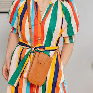 Hello Friday: Hello Friday Lexi Phone Bag - Tan