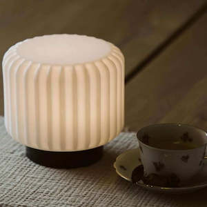 Retirement: Dentelles 15 Light Black