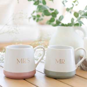 Party Tools: Mr & Mrs Mug Set