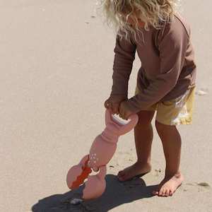 SunnyLife Sand Claw Lobster