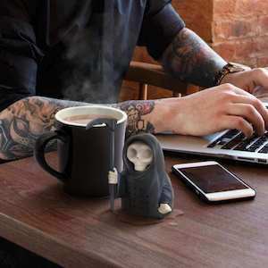 Novelty For Her: Fred Tea Infuser - Grim Steeper