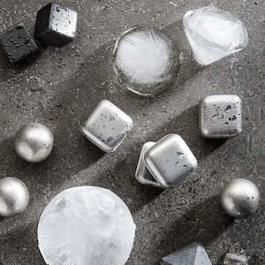 The Ladelle Collection: Tempa Quinn Diamond Ice Cube Tray