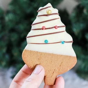 New Zealand Made: Molly Woppy Handmade Gingerbread Christmas Tree