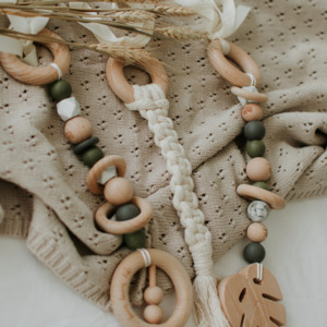 Teething Tots: Luxury Teether / Play Gym Toy