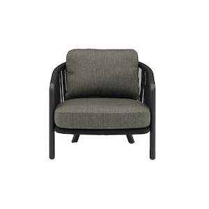 Outdoor Test: Orua Outdoor Lounge Chair - Charcoal