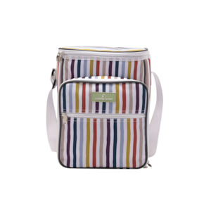 Homewares: Picnic Hamper - 4 Person - Stripe