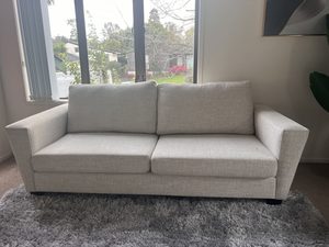 3 seater couch – Decorhire