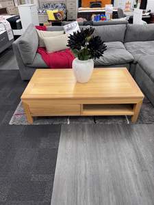 Bedroom Sales: Zac Large Coffee Table - Oak