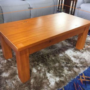 Products: Coffee Table In Glass – U Shaped