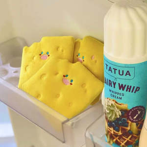 Noseworktoys: 🧀 Plush Squeaky Cheese Nosework Toy