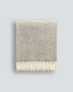 Pure Wool Throws: Featherston Oatmeal Throw