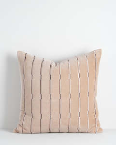Eden Nougat Cushion
