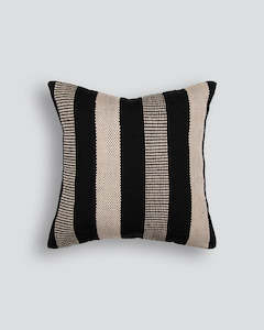Ollo In Outdoor: Easton Black/Taupe Cushion