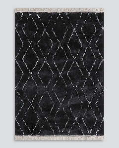 Zafir Floor Rug