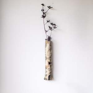 Moon Jar Hangari Collection Copy: Strata Wall Vase 05